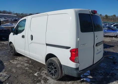 2015 Nissan Nv200 S z USA, uszkodzony, nr VIN 3N6CM0KN2FK705553